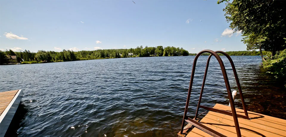 Domaine du Lac Marsan Chalet — exterior